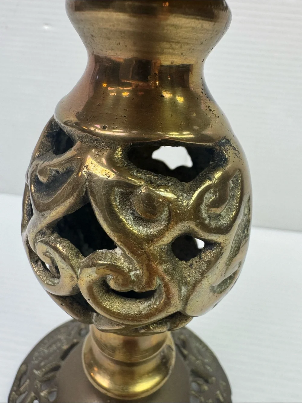 Vtg Solid Brass Pillar Candle Holder Ornate Filigree Style Scroll Candlestick 6